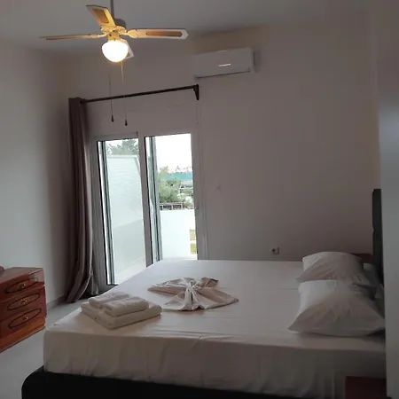 Blue Infinity Apartment *