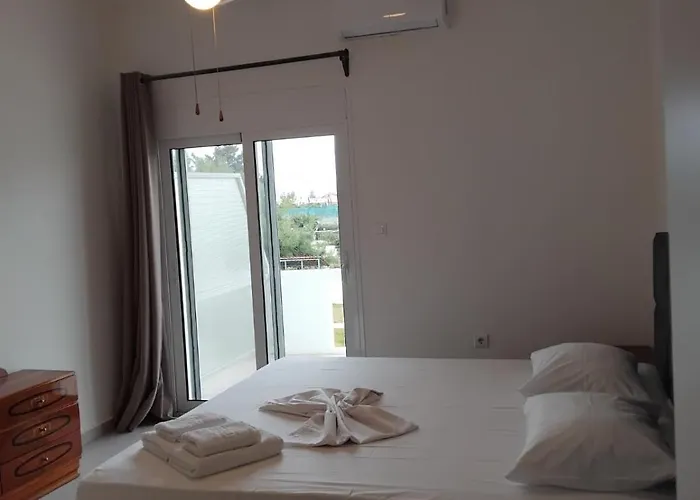 Blue Infinity Apartment *